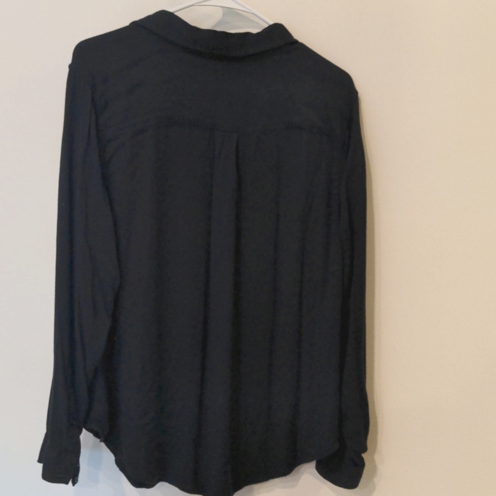 Torrid Button Top - Picture 4 of 7
